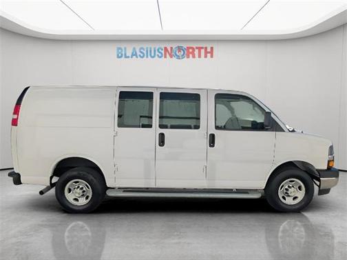 2024 Chevrolet Express 2500 RWD 2500 Regular Wheelbase WT