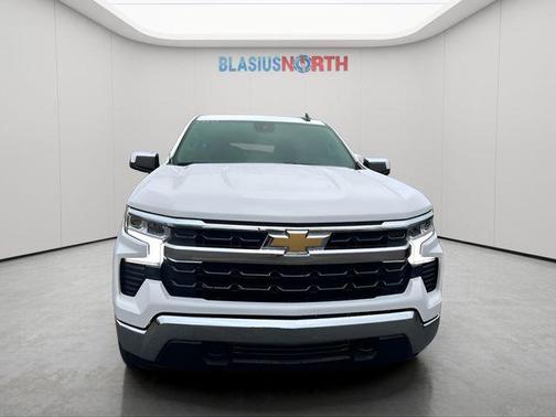Summit White 2024 Chevrolet Silverado 1500 LT