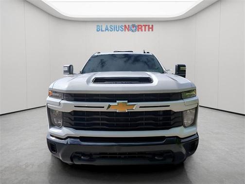 2024 Chevrolet Silverado 2500 Custom