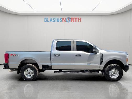 Iconic Silver Metallic 2024 Ford F-250 XL