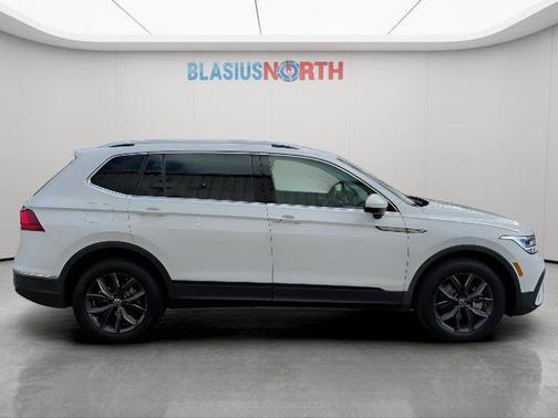 2024 Volkswagen Tiguan 2.0T SE 4MOTION