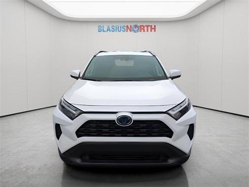 2023 Toyota RAV4 Hybrid XLE
