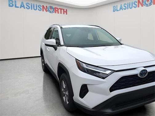 2023 Toyota RAV4 Hybrid XLE