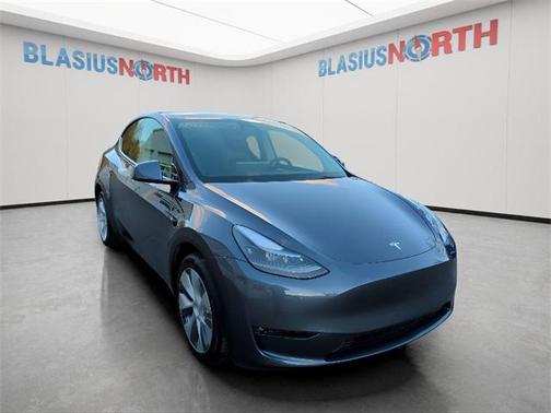 2023 Tesla Model Y Long Range Dual Motor All-Wheel Drive