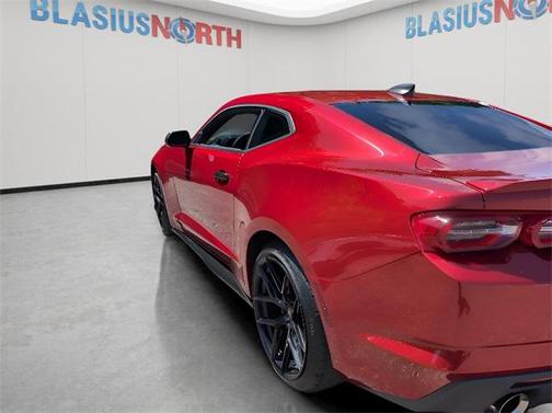 2023 Chevrolet Camaro RWD Coupe LT1