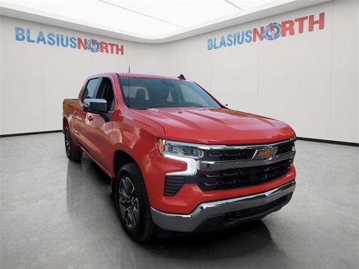 2025 Chevrolet Silverado 1500 LT