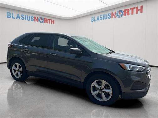2020 Ford Edge SE