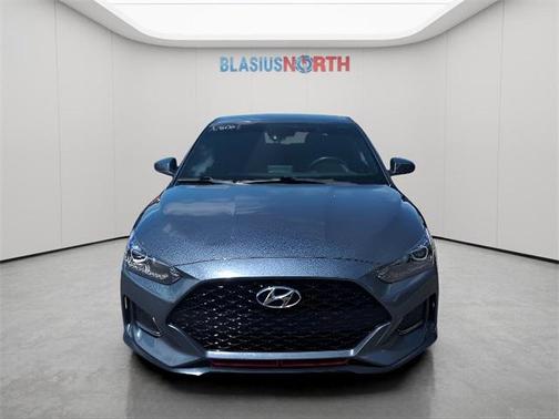 2020 Hyundai Veloster Base