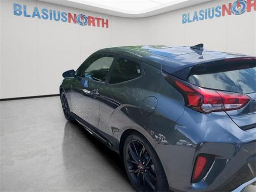 2020 Hyundai Veloster Base
