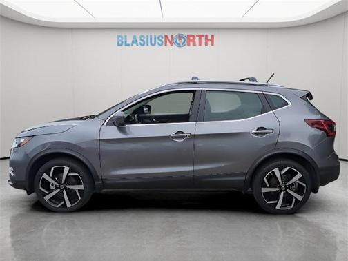 2022 Nissan Rogue Sport SL