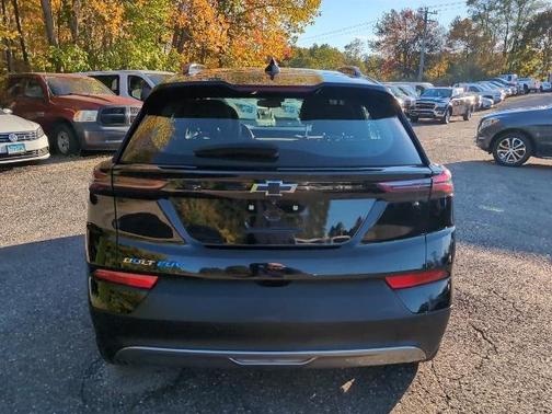 2023 Chevrolet Bolt EUV FWD LT