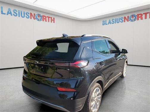 2023 Chevrolet Bolt EUV FWD LT