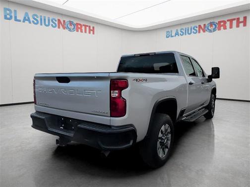 2022 Chevrolet Silverado 2500 Custom