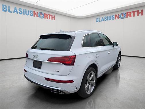 2024 Audi Q5 45 S line Premium Plus