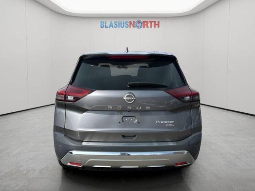 2022 Nissan Rogue Platinum