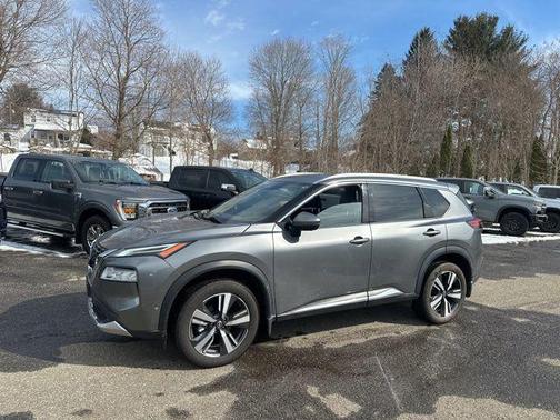 2022 Nissan Rogue Platinum