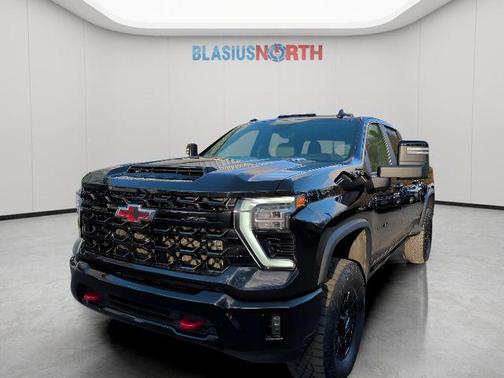 2024 Chevrolet Silverado 2500 4WD Crew Cab Standard Bed ZR2