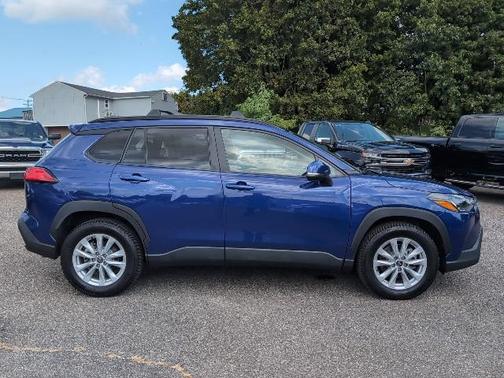 2022 Toyota Corolla Cross LE