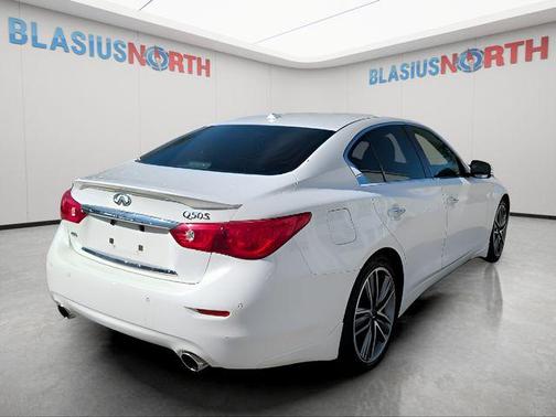 Moonlight White 2014 INFINITI Q50 Sport