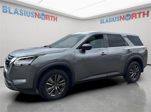2023 Nissan Pathfinder S 4WD