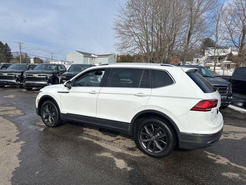 2022 Volkswagen Tiguan 2.0T SE 4MOTION