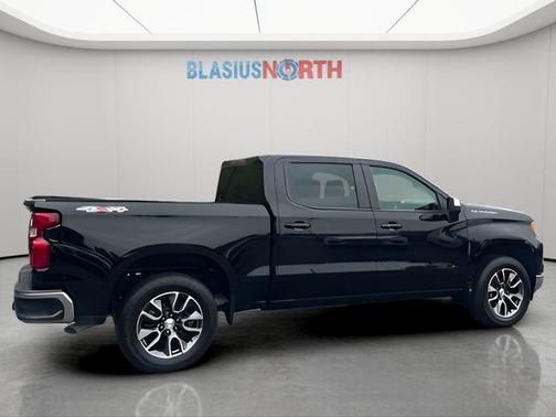 Black 2025 Chevrolet Silverado 1500 LT
