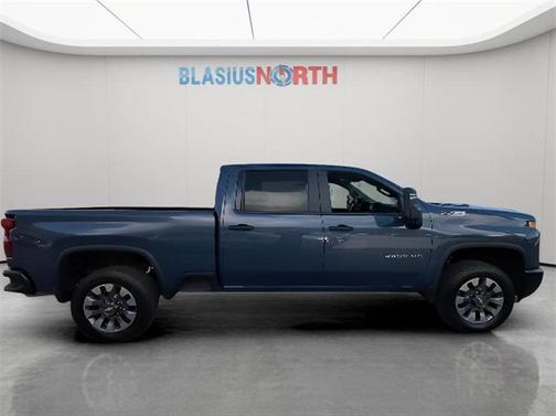 2024 Chevrolet Silverado 2500 Custom