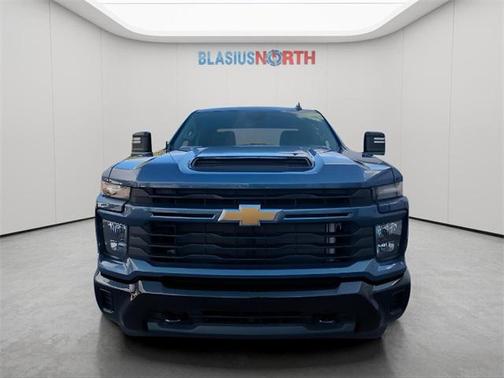 2024 Chevrolet Silverado 2500 Custom