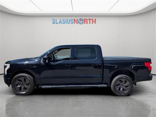 2023 Ford F-150 Lightning LARIAT
