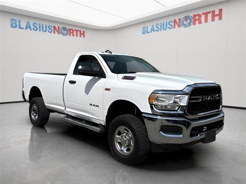 2022 RAM 2500 Tradesman Regular Cab 4x4 8' Box