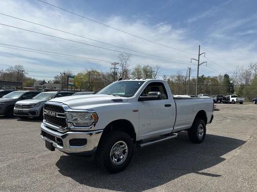 2022 RAM 2500 Tradesman Regular Cab 4x4 8' Box