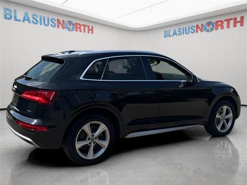 2020 Audi Q5 45 Premium Plus