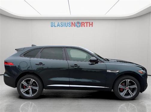 2017 Jaguar F-PACE S