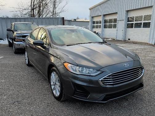 2020 Ford Fusion Hybrid SE