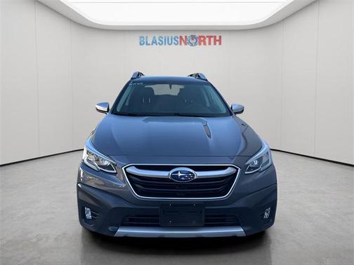 2022 Subaru Outback Touring XT