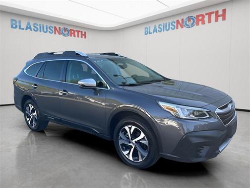 2022 Subaru Outback Touring XT