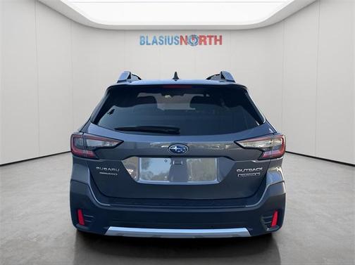 2022 Subaru Outback Touring XT