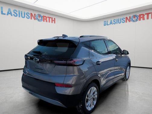 2023 Chevrolet Bolt EUV FWD LT