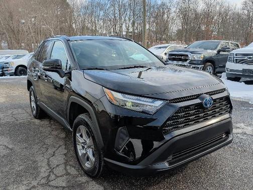 2023 Toyota RAV4 Hybrid LE