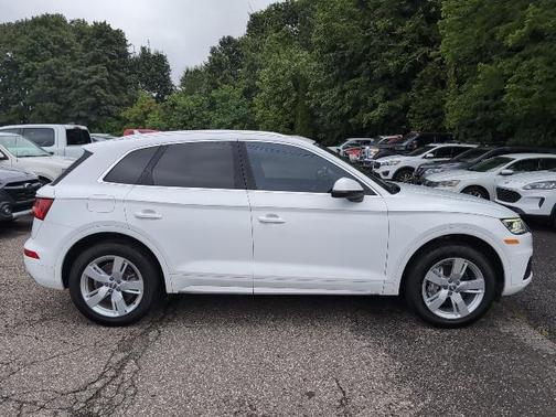 2019 Audi Q5 2.0T Premium Plus