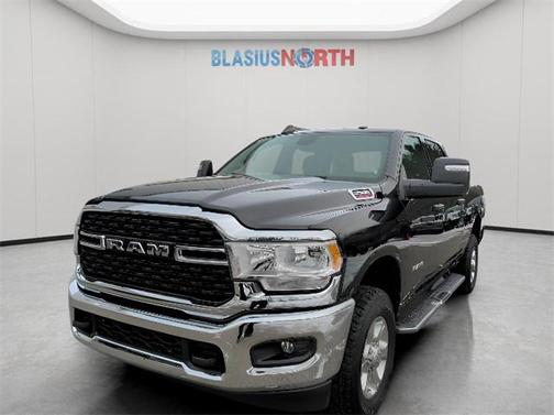 2024 RAM 2500 Big Horn Crew Cab 4x4 6'4' Box