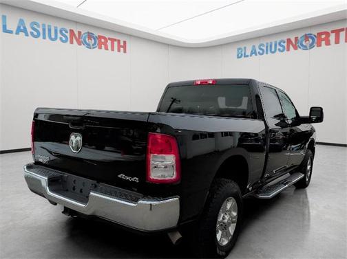 2024 RAM 2500 Big Horn Crew Cab 4x4 6'4' Box