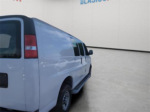 2023 Chevrolet Express 2500 RWD 2500 Regular Wheelbase WT