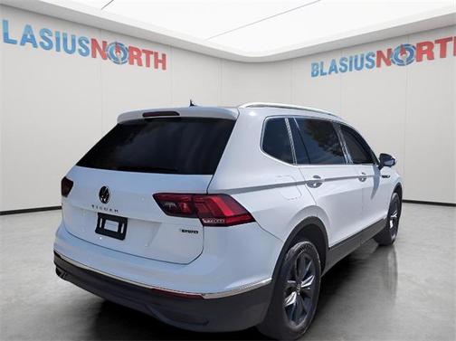2024 Volkswagen Tiguan 2.0T SE 4MOTION