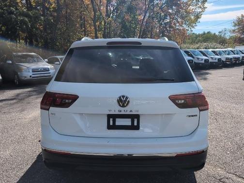 2024 Volkswagen Tiguan 2.0T SE 4MOTION