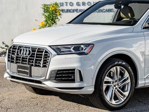 2021 Audi Q7 55 Premium Plus