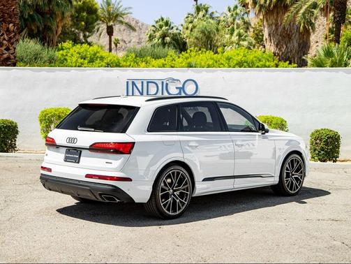2025 Audi Q7 55 Prestige