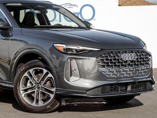 2025 Audi Q5 Premium Plus TFSI quattro S tronic