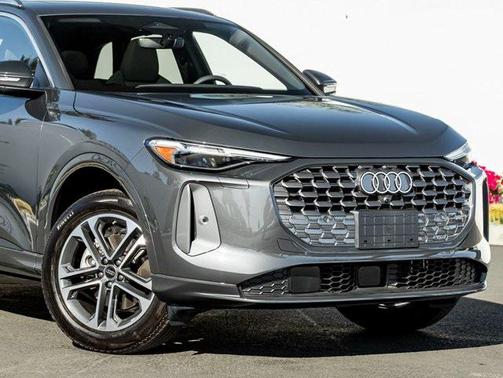 2025 Audi Q5 Premium Plus TFSI quattro S tronic