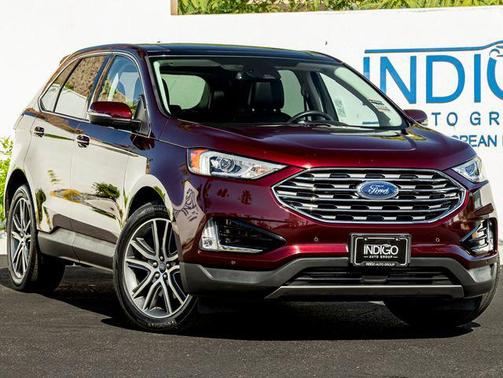 Burgundy Velvet Metallic Tinted Clearcoat 2020 Ford Edge Titanium